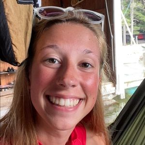 Meet your Posher, Ellen